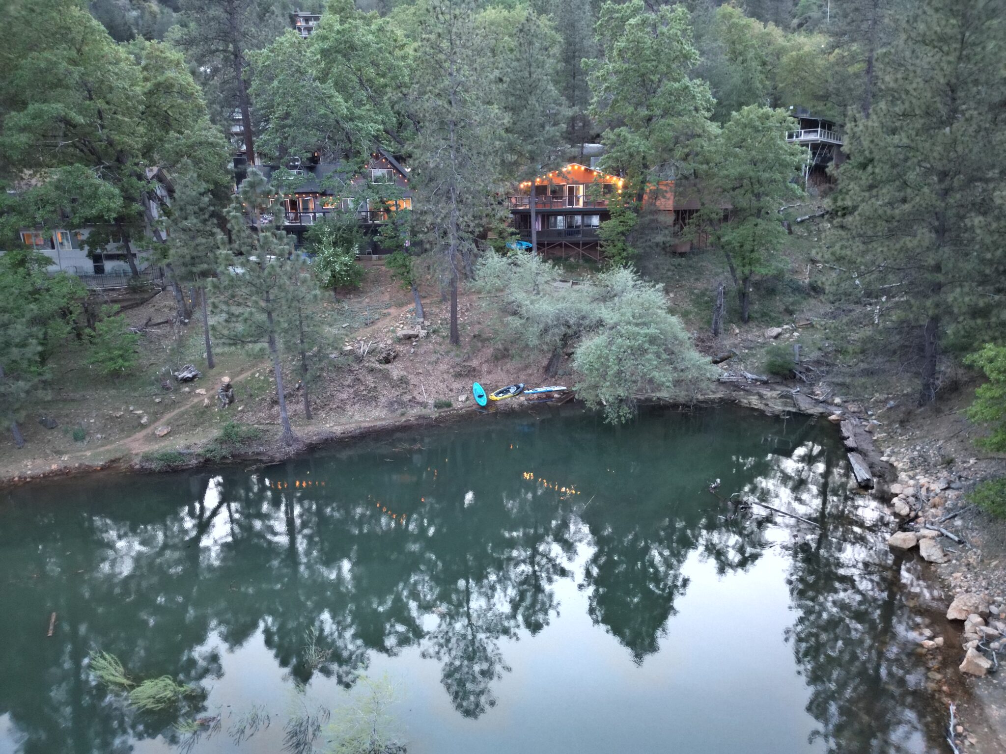 Retreat 1 Shasta Lakeshore Retreat 5 STAR Shasta Lakefront