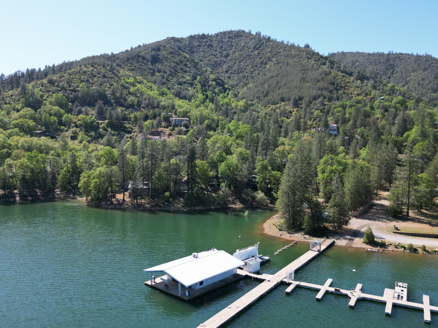 Shasta Lake Level Shasta Lakeshore Retreat