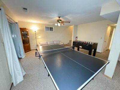R12 Game Room